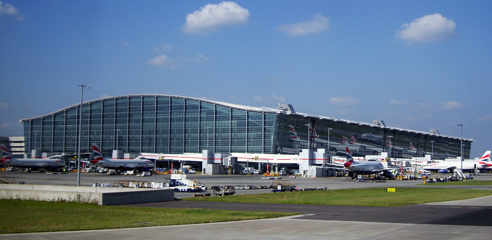 imigração em londres, imigração em heathrow, imigração no reino unido, imigração londres